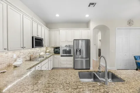 12085 Aviles Circle Palm Beach Gardens FL 33418