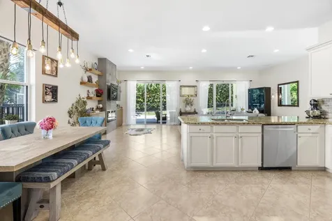 12085 Aviles Circle Palm Beach Gardens FL 33418