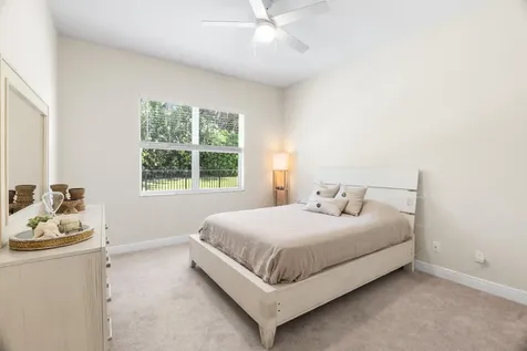 12085 Aviles Circle Palm Beach Gardens FL 33418