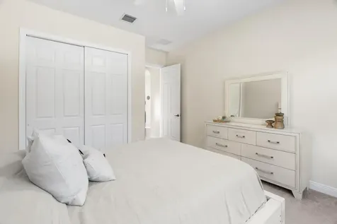 12085 Aviles Circle Palm Beach Gardens FL 33418