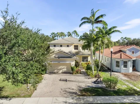 12085 Aviles Circle Palm Beach Gardens FL 33418