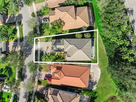 12085 Aviles Circle Palm Beach Gardens FL 33418