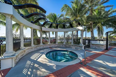 12085 Aviles Circle Palm Beach Gardens FL 33418