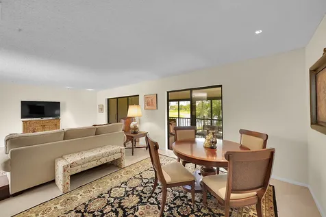 9262 Vista Del Lago Boca Raton FL 33428