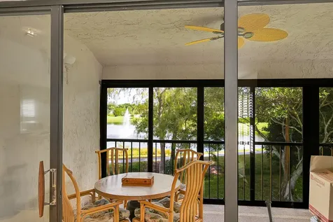 9262 Vista Del Lago Boca Raton FL 33428