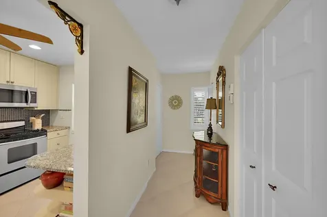 9262 Vista Del Lago Boca Raton FL 33428