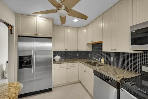 9262 Vista Del Lago Boca Raton FL 33428