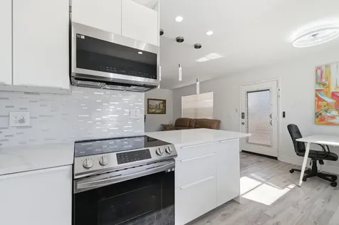 193 Burgundy E Delray Beach FL 33484