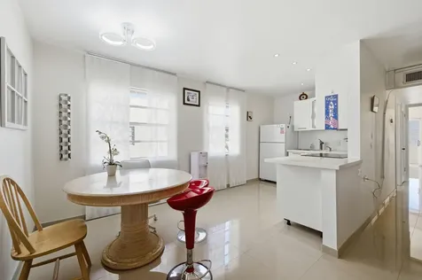 321 Piedmont G Delray Beach FL 33484