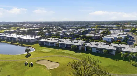321 Piedmont G Delray Beach FL 33484