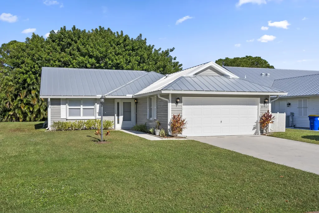6760 Se Lillian Court Stuart FL 34997