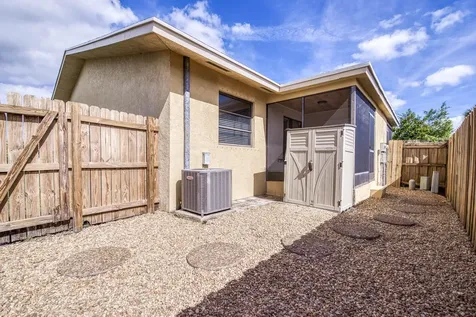 1713 Barton Court Lake Worth Beach FL 33460