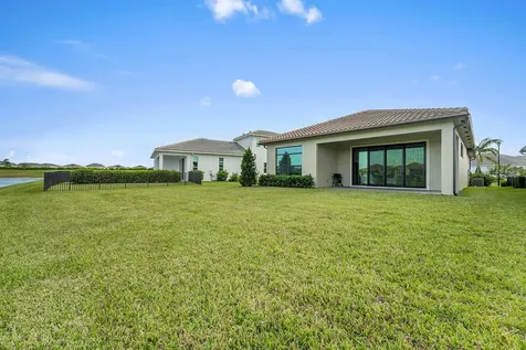 11249 Sw Pietra Way Port Saint Lucie FL 34987