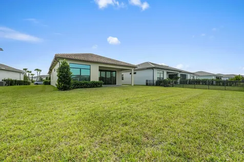 11249 Sw Pietra Way Port Saint Lucie FL 34987