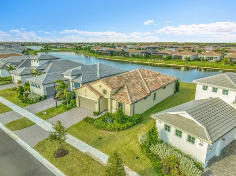11249 Sw Pietra Way Port Saint Lucie FL 34987
