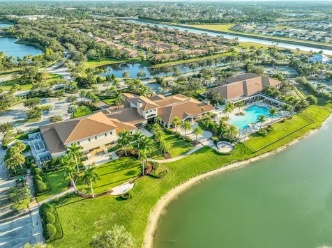 11249 Sw Pietra Way Port Saint Lucie FL 34987