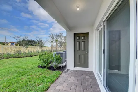 6875 Broadwater Lane Lake Worth FL 33467