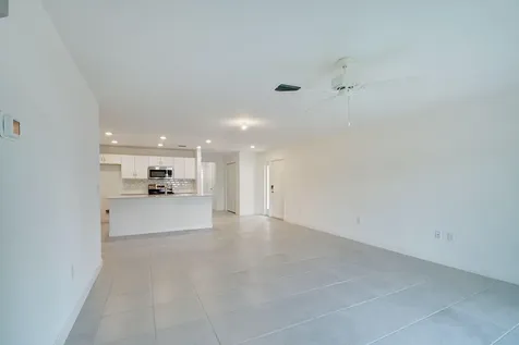 6875 Broadwater Lane Lake Worth FL 33467
