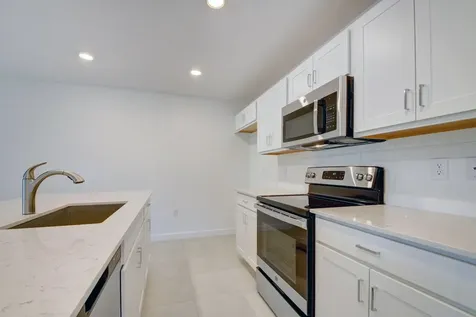 6875 Broadwater Lane Lake Worth FL 33467