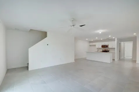 6875 Broadwater Lane Lake Worth FL 33467