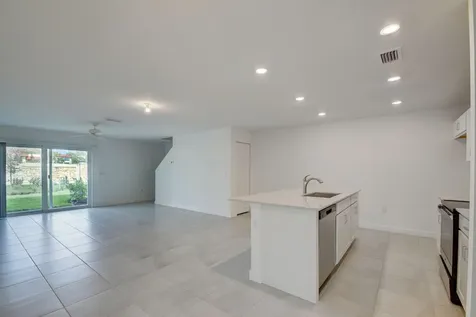 6875 Broadwater Lane Lake Worth FL 33467
