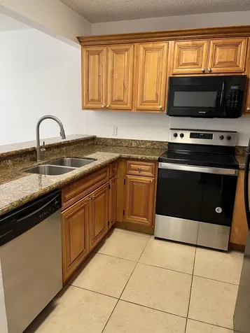 1522 Lake Crystal Drive West Palm Beach FL 33411