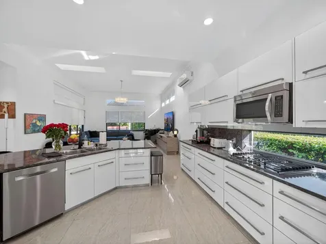 125 Pembroke Drive Palm Beach Gardens FL 33418