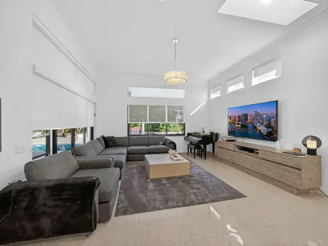 125 Pembroke Drive Palm Beach Gardens FL 33418