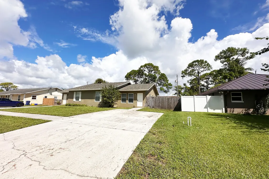 6171 Heather Street Jupiter FL 33458