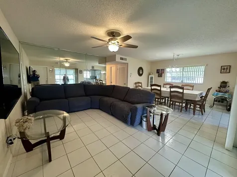 5300 Washington Street Hollywood FL 33021