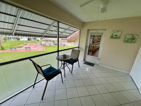 5300 Washington Street Hollywood FL 33021