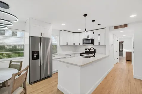 449 Normandy J Delray Beach FL 33484