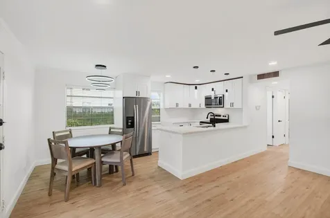 449 Normandy J Delray Beach FL 33484