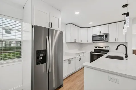 449 Normandy J Delray Beach FL 33484
