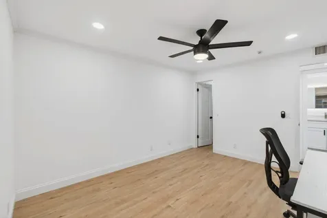 449 Normandy J Delray Beach FL 33484