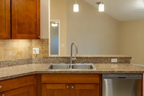 1100 W 13th Square Vero Beach FL 32960