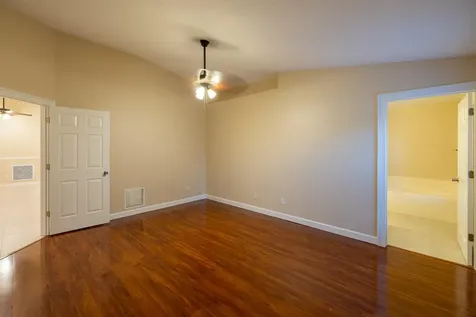 1100 W 13th Square Vero Beach FL 32960