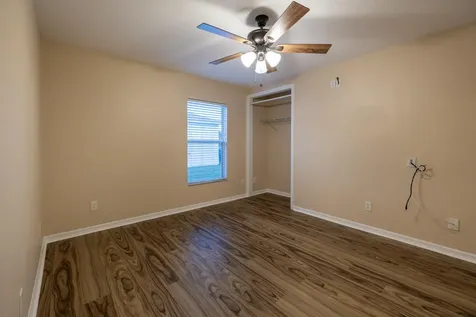 1100 W 13th Square Vero Beach FL 32960