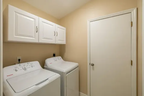 1100 W 13th Square Vero Beach FL 32960