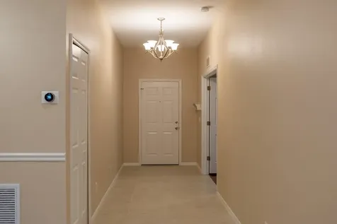 1100 W 13th Square Vero Beach FL 32960