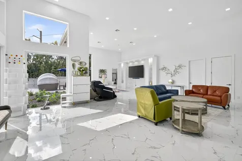 2673 Nw 64th Boulevard Boca Raton FL 33496