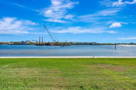 1542 Jupiter Cove Drive Jupiter FL 33469