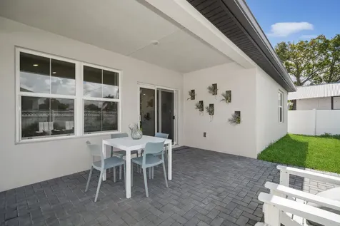 1903 Sw Ganyard Avenue Palm Bay FL 32908