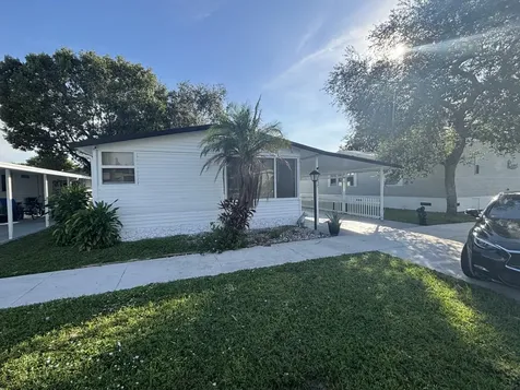 3334 Nw 64th Ct, Lot K-9 Coconut Creek FL 33073