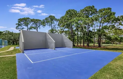 417 4th Lane Palm Beach Gardens FL 33418