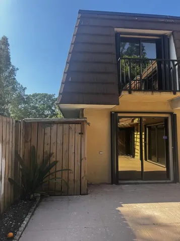 417 4th Lane Palm Beach Gardens FL 33418