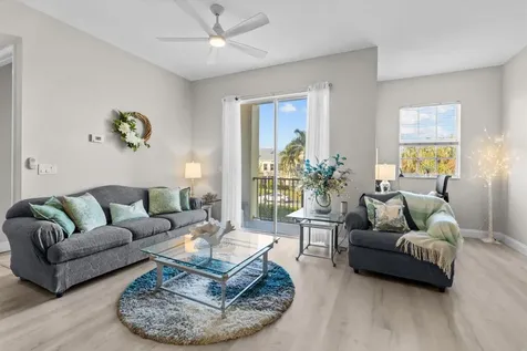 10480 Sw Stephanie Way Port Saint Lucie FL 34987