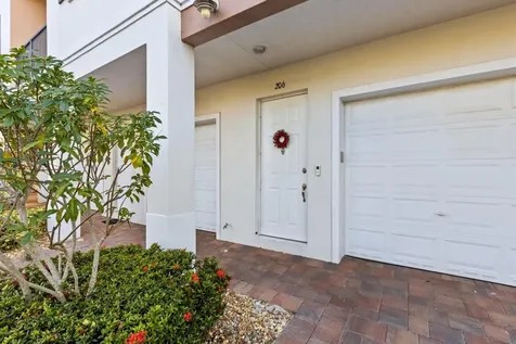 10480 Sw Stephanie Way Port Saint Lucie FL 34987