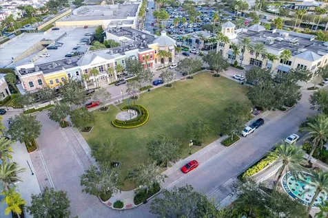 10480 Sw Stephanie Way Port Saint Lucie FL 34987