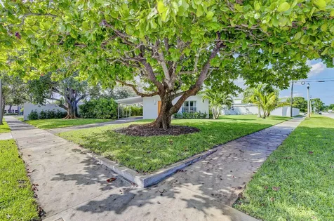 385 Hunter Street West Palm Beach FL 33405